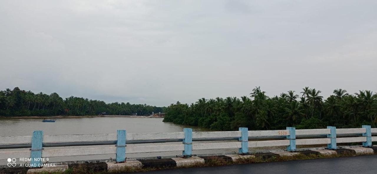 Shruthi'S Aarohi-Nature'S Retreat Mulappilangād Eksteriør bilde